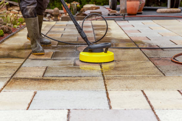 Best Factory Floor Cleaning  in Gonzales, TX